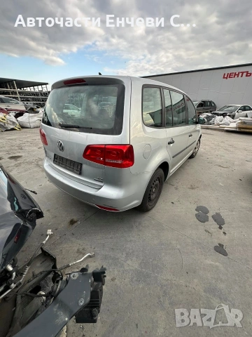 VW Touran 2012г. 1.6TDI на части, снимка 4 - Автомобили и джипове - 53982421