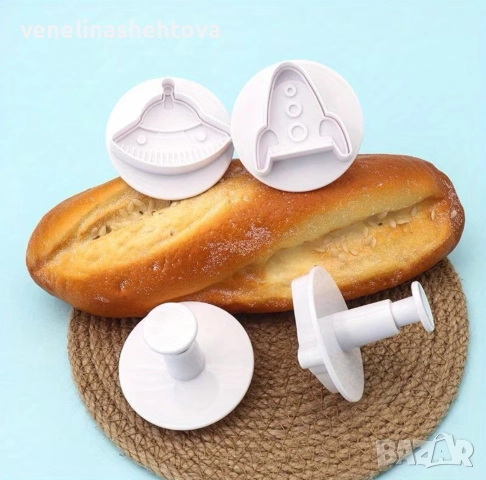 4 броя ракета астронавт пластмасови резци  резец фондан декорация торта мъфини тесто бисквитки , снимка 2 - Форми - 52952298