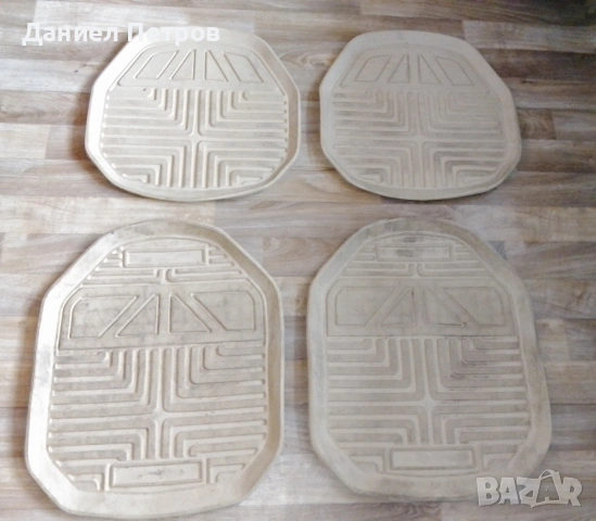 Универсални гумени стелки за кола, снимка 2 - Аксесоари и консумативи - 54083083