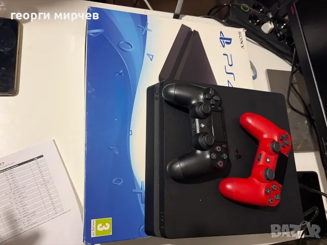 Sony PlayStation 4 Slim + 2 джойстика + оригинална кутия