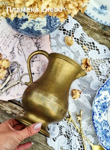 масивна бронзова кана, снимка 3 - Антикварни и старинни предмети - 53173087