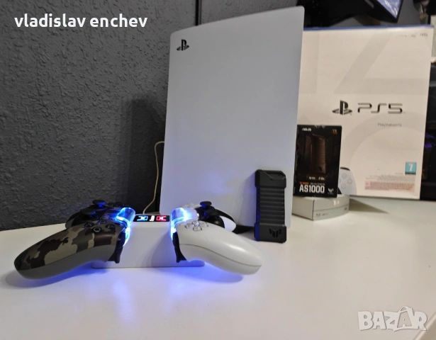PlayStation 5 2TB + 22 игри Jailbreak (Отключен) 2 контролера