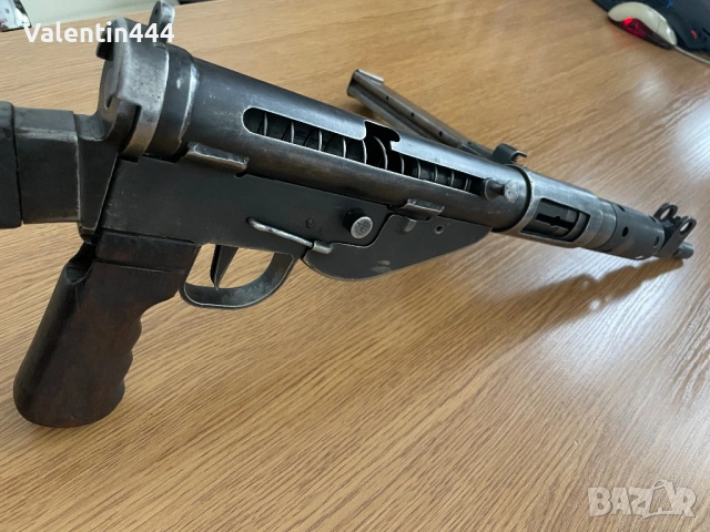 КАРТЕЧЕН ПИСТОЛЕТ „СТЕН“ МК 5  - ДЕАКТИВИРАН/ОБЕЗОПАСЕН, снимка 5 - Бойно оръжие - 54025492