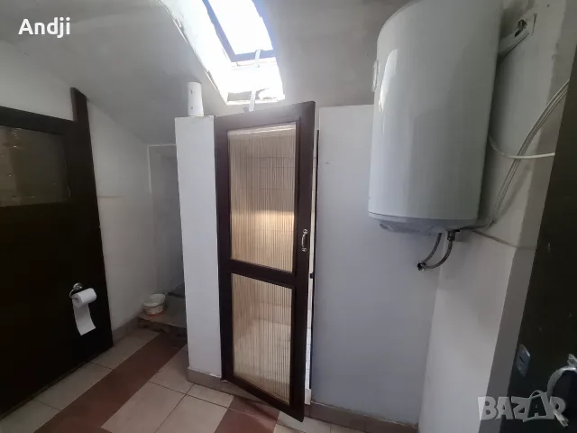 Самостоятелна таванска стая за момиче/жена до мол софия, снимка 3 - Стаи под наем - 55944612
