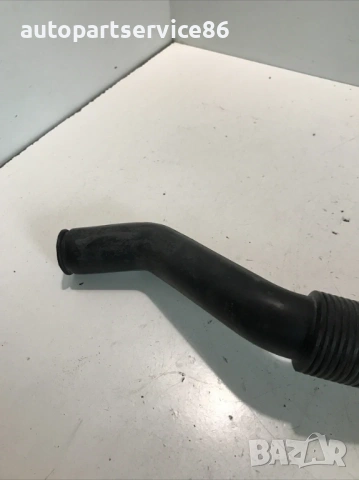 Тръба на резервоара за миене на предното стъкло за Mercedes W638, Vito (2002) A6388320823 , снимка 2 - Части - 54054240