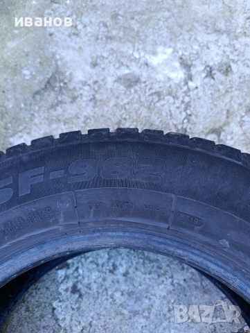 235/65 R17 , снимка 2 - Гуми и джанти - 54322136