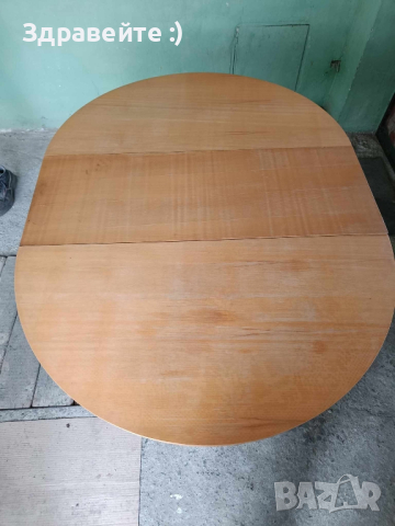Разтегателна дървена маса с 6 стола в комплект, снимка 1 - Маси - 44595083