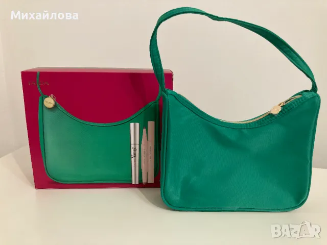 Козметична чантичка от комплект на PUPA, снимка 5 - Чанти - 47568803