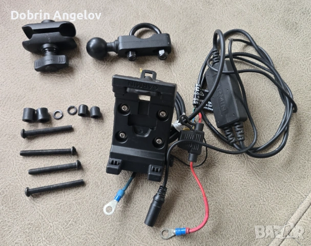 Ръчен GPS навигатор Garmin Montana 700i + стойка за ATV/Мотоциклет/Лодка/Яхта, снимка 10 - Garmin - 54101968