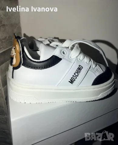 Оригинални маратонки на Moschino, снимка 3 - Детски маратонки - 56074577