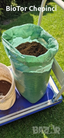 🌱 Как БиоТор от Калифорнийски Червей Помага на Вашата Реколта, снимка 3 - Тор и почвени смеси - 52441805