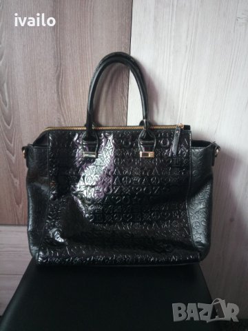 Дамска Чанта Като Нова!, снимка 3 - Чанти - 40468033