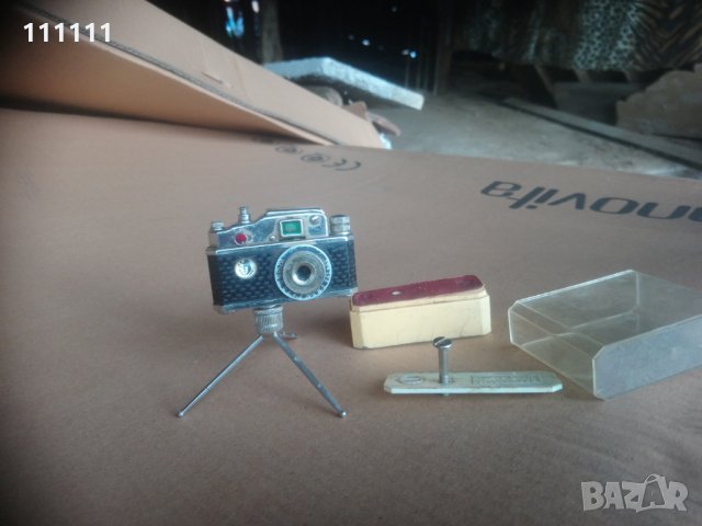 Запалка с форма на фотоапарат от предишни времена , снимка 2 - Колекции - 31230769