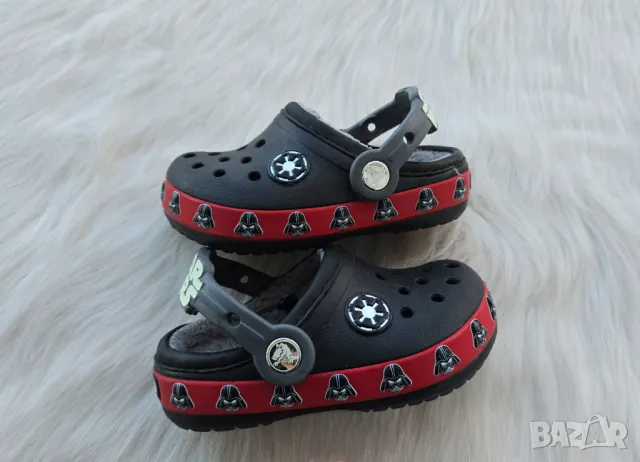 Оригинални Crocs STAR WARS №21-22, снимка 9 - Детски сандали и чехли - 50360627