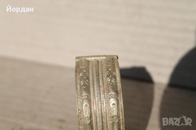 Възрожденска сребърна гривна рогатка, снимка 2 - Антикварни и старинни предмети - 49131341