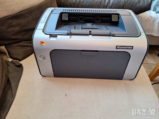 Лазерен принтер HP laserjet p1006,черено-бял печат, снимка 2 - Принтери, копири, скенери - 55978328