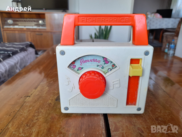 Стара музикална играчка Fisher Price