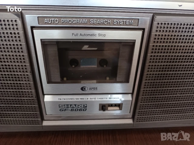 Радио касетофон SHАRP GF 6060, снимка 7 - Радиокасетофони, транзистори - 50950916