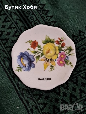 Лот декоративни порцеланови чинийки, Англия , снимка 3 - Антикварни и старинни предмети - 44422749