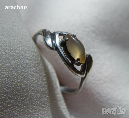 Стар български сребърен пръстен с лунен камък , снимка 4 - Пръстени - 31702618