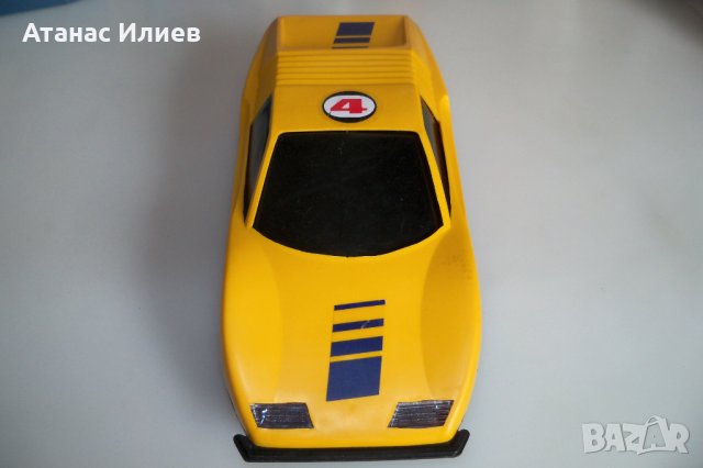 Соц състезателна пластмасова кола играчка, снимка 2 - Коли, камиони, мотори, писти - 42389866