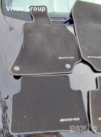 Оригинални AMG стелки Mercedes W212 , снимка 2 - Аксесоари и консумативи - 51565744