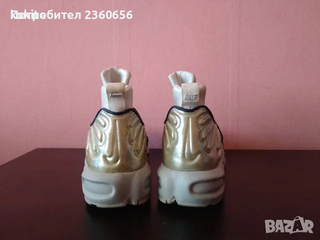 Маратонки NIKE, снимка 3 - Маратонки - 50066204
