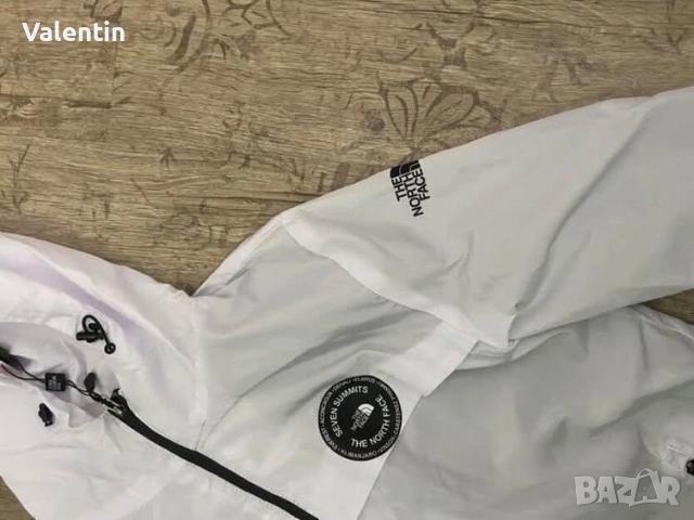 Ветровки Burberry, The North Face, Canada goose , снимка 4 - Спортни дрехи, екипи - 54115689