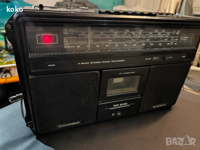 Радио касетофон ретро винтидж Grundig , снимка 2 - Радиокасетофони, транзистори - 53263704