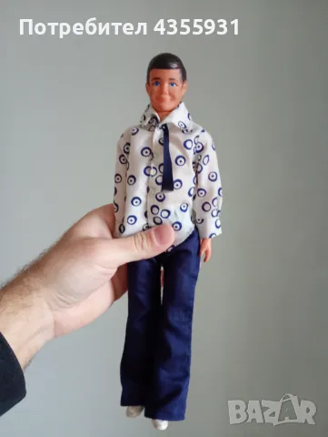 стара кукла Барби Кен 