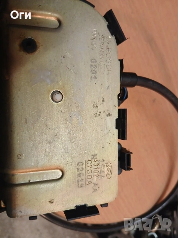 Брава заден капак за Форд Фокус 99-04г. комби 43102-C7G0A, снимка 2 - Части - 53877054