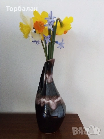 Керамична ваза от соц-а , снимка 2 - Вази - 50841674