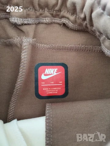   долнище Nike/Найк, снимка 4 - Детски анцузи и суичери - 55989982