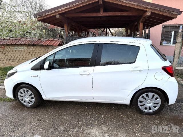 Toyota Yaris 1.5 Hybrid, автоматик, 150  000  км, сменена хибридна батерия, EURO 6, снимка 3 - Автомобили и джипове - 54241407
