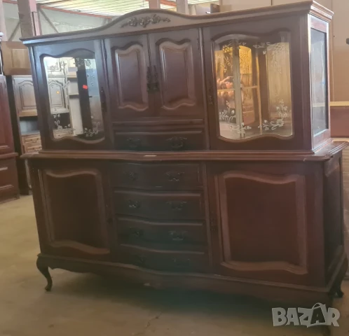 стара витрина с кристални стъкла и огледало внос, снимка 2 - Секции и витрини - 50699705