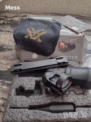 Бързомерец Venom Red Dot 3 MOA VMD-3103 "Vortex" , снимка 4 - Оборудване и аксесоари за оръжия - 51626548