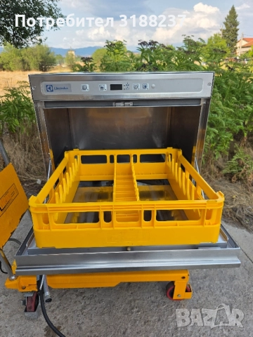 Професионална миялна машина Electrolux , снимка 12 - Обзавеждане за заведение - 51447091