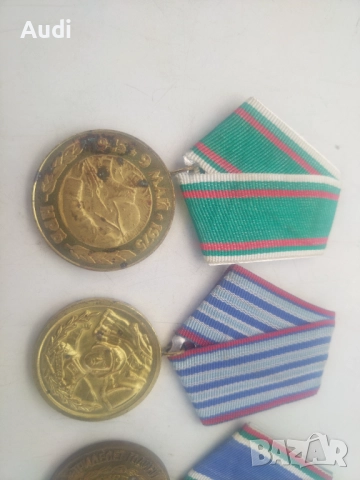 Медали, Ръкавели за риза, игла за вратовръзка , снимка 12 - Антикварни и старинни предмети - 52246179