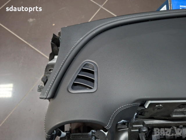 Ново Кожено Табло с Сив шев Mercedes W206 AMG, снимка 11 - Части - 53896993