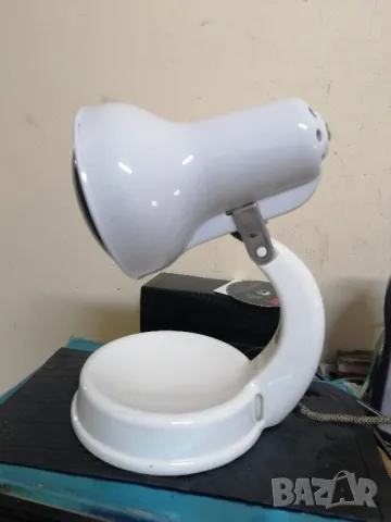 Ретро, порцеланова инфрачервена лампа. 