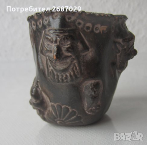 Две различни: Стара чаша керамика, с театрални маски, антика и друга с печати, снимка 10 - Други - 31812717