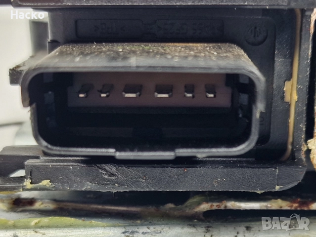 Заден Десен Стъклоповдигач Citroen C5 III X7 Ситроен Ц5 2008-2017 128000851 0130822750, снимка 3 - Части - 52682319