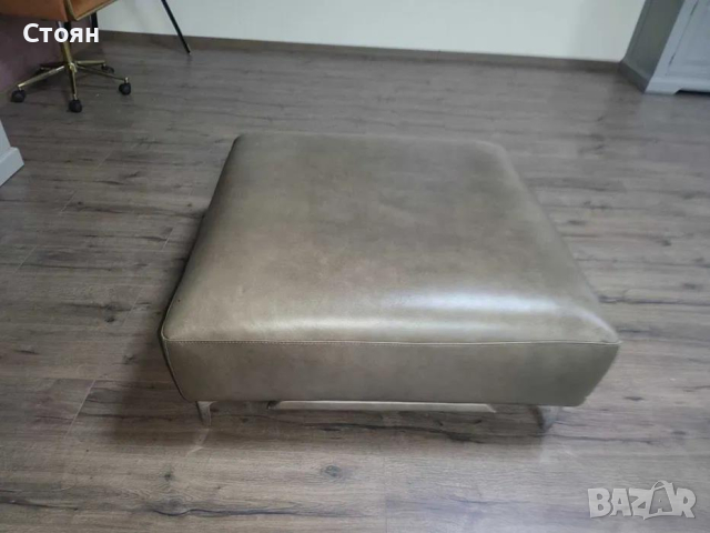 Голяма бежова кожена табуретка, снимка 5 - Дивани и мека мебел - 44606008