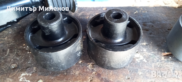 носачи и втулки за Mitsubishi Lancer 94г., снимка 12 - Части - 44739202