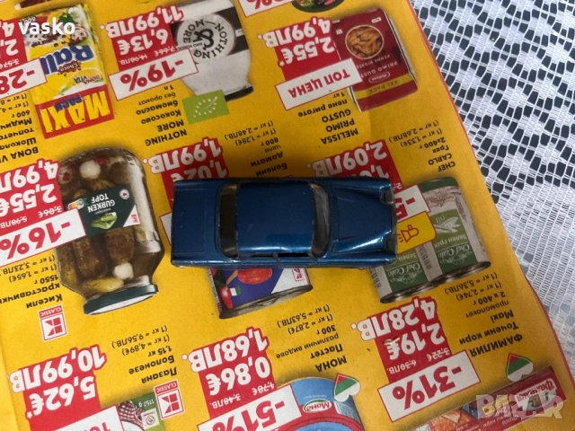 Български Мачбокс Мерцедес 300SE, снимка 5 - Колекции - 53364943