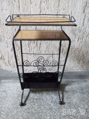 Поставка, ковано желязо 