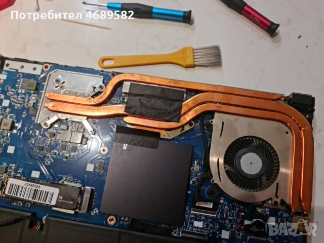 Лаптоп MSI Cyborg 15 A12VE, 15.6", Intel Core i7-12650H, 16GB, 1TB SSD, снимка 10 - Лаптопи за игри - 52870055