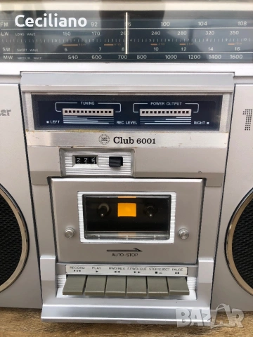 Club 6001(Germany)-Работещ напълно радиокасетофон функционално на всичко!, снимка 7 - Радиокасетофони, транзистори - 53974866