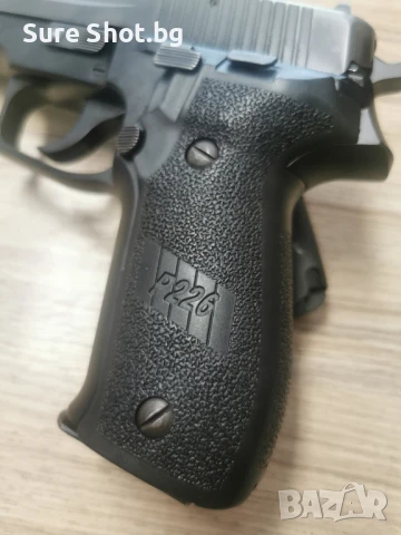 SIG Sauer P226, снимка 4 - Бойно оръжие - 32360697