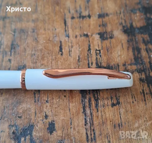 писалка Пеликан Peliкan перлено бяло и розов металик Peliкan Perlwhite and Rose Pink в кутия, снимка 7 - Ученически пособия, канцеларски материали - 47654245